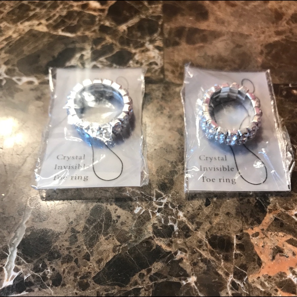 💎2 Toe Rings💎